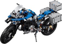 Купить конструктор Lego BMW R 1200 GS Adventure 42063  по цене от 5999 грн.