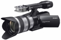Купити відеокамера Sony NEX-VG10E  за ціною від 36200 грн.