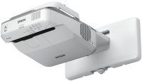 Купити проєктор Epson EB-670  за ціною від 158841 грн.