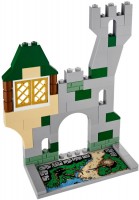 Купить конструктор Lego Battle Towers 21205  по цене от 2199 грн.