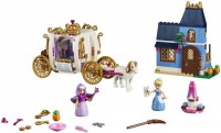 Купить конструктор Lego Cinderella's Enchanted Evening 41146  по цене от 3999 грн.