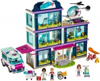 Купить конструктор Lego Heartlake Hospital 41318  по цене от 7999 грн.