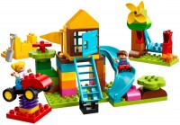 Купить конструктор Lego Large Playground Brick Box 10864  по цене от 1849 грн.