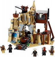 Купить конструктор Lego Silver Mine Shootout 79110  по цене от 5999 грн.
