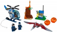 Купить конструктор Lego Pteranadon Escape 10756  по цене от 3199 грн.