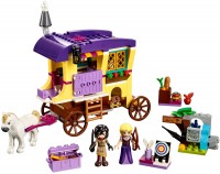 Купить конструктор Lego Rapunzels Travelling Caravan 41157: цена от 1999 грн.