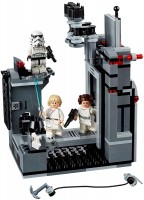 Купить конструктор Lego Death Star Escape 75229  по цене от 5393 грн.