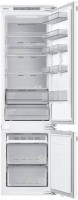 Купити вбудований холодильник Samsung BRB30715DWW  за ціною від 35490 грн.