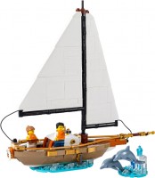 Купить конструктор Lego Sailboat Adventure 40487  по цене от 1999 грн.