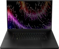 Купить ноутбук Razer Blade 18 2023 по цене от 127999 грн.