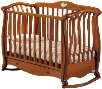 Купить кроватка Baby Italia Andrea Vip  по цене от 15945 грн.