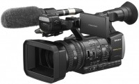 Купити відеокамера Sony HXR-NX3E  за ціною від 84000 грн.