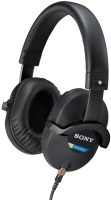 Купить наушники Sony MDR-7520  по цене от 13690 грн.