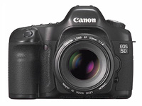 Купить фотоаппарат Canon EOS 5D 24-70  по цене от 124967 грн.