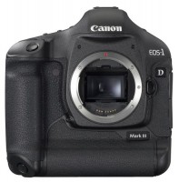 Купить фотоаппарат Canon EOS 1D Mark III body  по цене от 308975 грн.
