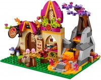 Купить конструктор Lego Azari and the Magical Bakery 41074  по цене от 3499 грн.