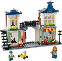 Купить конструктор Lego Toy and Grocery Shop 31036  по цене от 2799 грн.