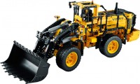 Купить конструктор Lego Volvo L350F Wheel Loader 42030  по цене от 24999 грн.