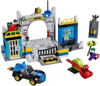 Купить конструктор Lego Batman Defend the Batcave 10672  по цене от 2999 грн.