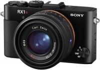 Купить фотоаппарат Sony RX1R II  по цене от 133700 грн.