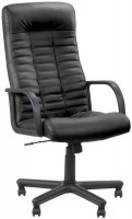 Купить компьютерное кресло Nowy Styl Boss  по цене от 4278 грн.