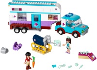 Купить конструктор Lego Horse Vet Trailer 41125  по цене от 2051 грн.