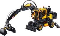 Купить конструктор Lego Volvo EW160E 42053  по цене от 5999 грн.