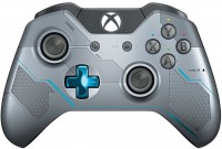 Купить игровой манипулятор Microsoft Wireless Gamepad Halo 5 Guardians Spartan Locke  по цене от 2919 грн.