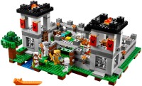 Купить конструктор Lego The Fortress 21127  по цене от 16000 грн.