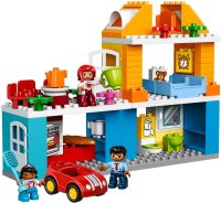 Купить конструктор Lego Family House 10835  по цене от 4999 грн.