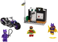 Купити конструктор Lego Catwoman Catcycle Chase 70902  за ціною від 1799 грн.