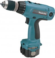 Купить дрель / шуруповерт Makita 6317DWDE  по цене от 5705 грн.