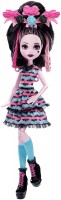 Купити лялька Monster High Hair Draculaura DVH36  за ціною від 1199 грн.