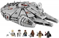 Купити конструктор Lego Millennium Falcon 7965  за ціною від 20199 грн.