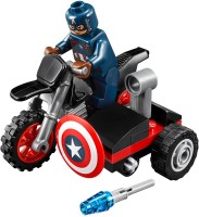 Купити конструктор Lego Captain Americas Motorcycle 30447  за ціною від 797 грн.