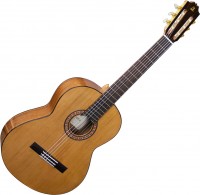 Купити гітара Admira A2  за ціною від 13869 грн.