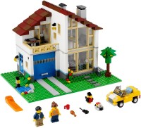 Купить конструктор Lego Family House 31012  по цене от 11000 грн.