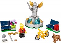 Купить конструктор Lego Fountain 40221  по цене от 2494 грн.