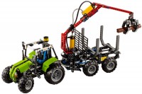 Купить конструктор Lego Tractor with Log Loader 8049  по цене от 8624 грн.