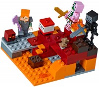 Купить конструктор Lego The Nether Fight 21139: цена от 3752 грн.