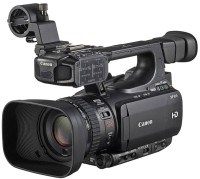 Купити відеокамера Canon XF100  за ціною від 58000 грн.