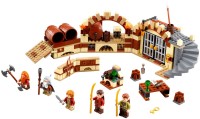 Купити конструктор Lego Barrel Escape 79004  за ціною від 23999 грн.