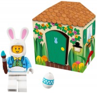 Купити конструктор Lego Easter Bunny Hut 5005249  за ціною від 287 грн.
