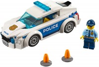 Купить конструктор Lego Police Patrol Car 60239: цена от 1799 грн.
