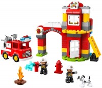 Купить конструктор Lego Fire Station 10903: цена от 3999 грн.