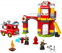 Купити конструктор Lego Fire Station 10903  за ціною від 3999 грн.