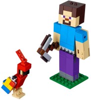 Купити конструктор Lego Steve BigFig with Parrot 21148  за ціною від 2199 грн.