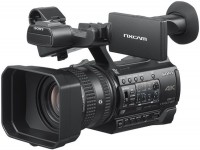 Купити відеокамера Sony HXR-NX200  за ціною від 120000 грн.