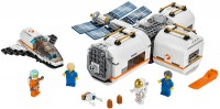 Купить конструктор Lego Lunar Space Station 60227  по цене от 4199 грн.
