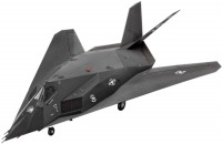 Купить сборная модель Revell F-117A Nighthawk (1:72)  по цене от 900 грн.